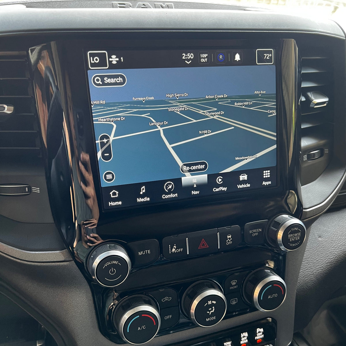 2019-2024 RAM 1500 UBL Uconnect 5 Upgrade kit with 8.4-inch Touchscreen including Wireless Apple CarPlay / Android Auto